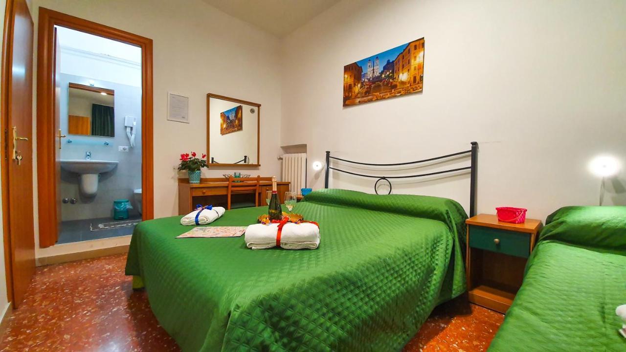 Отель A Casa Simpatia - A Richiesta Parcheggio Gratuito ! Рим Экстерьер фото