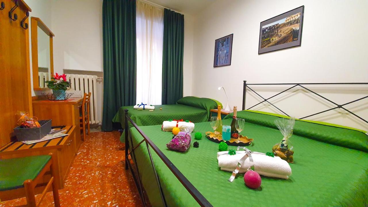 Отель A Casa Simpatia - A Richiesta Parcheggio Gratuito ! Рим Экстерьер фото