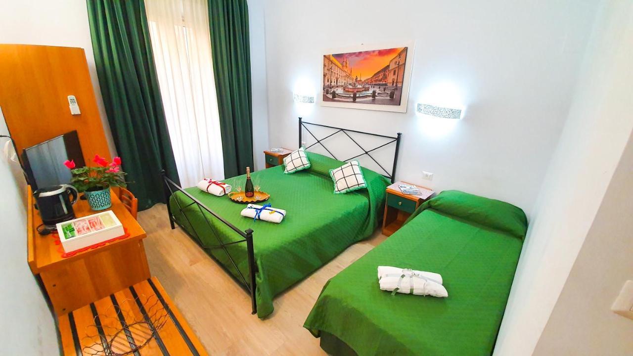 Отель A Casa Simpatia - A Richiesta Parcheggio Gratuito ! Рим Экстерьер фото
