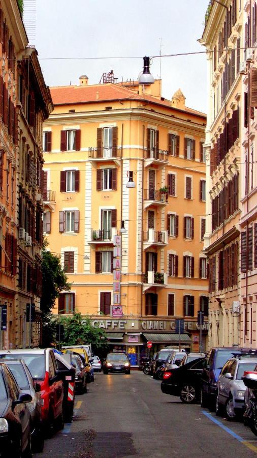 Отель A Casa Simpatia - A Richiesta Parcheggio Gratuito ! Рим Экстерьер фото